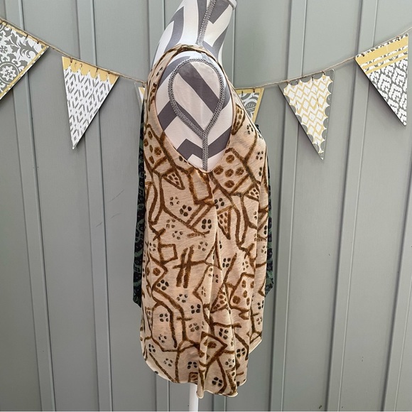 Anthropologie Vanessa Virginia Layered Foliage Shell Tank Top - Picture 3 of 12